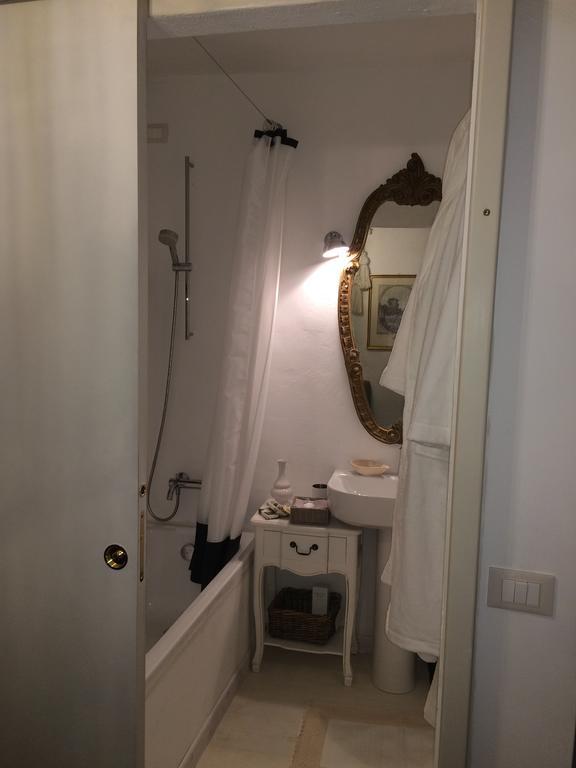 Le Stanze Del Cardinale Bed & Breakfast ปาเวีย ห้อง รูปภาพ