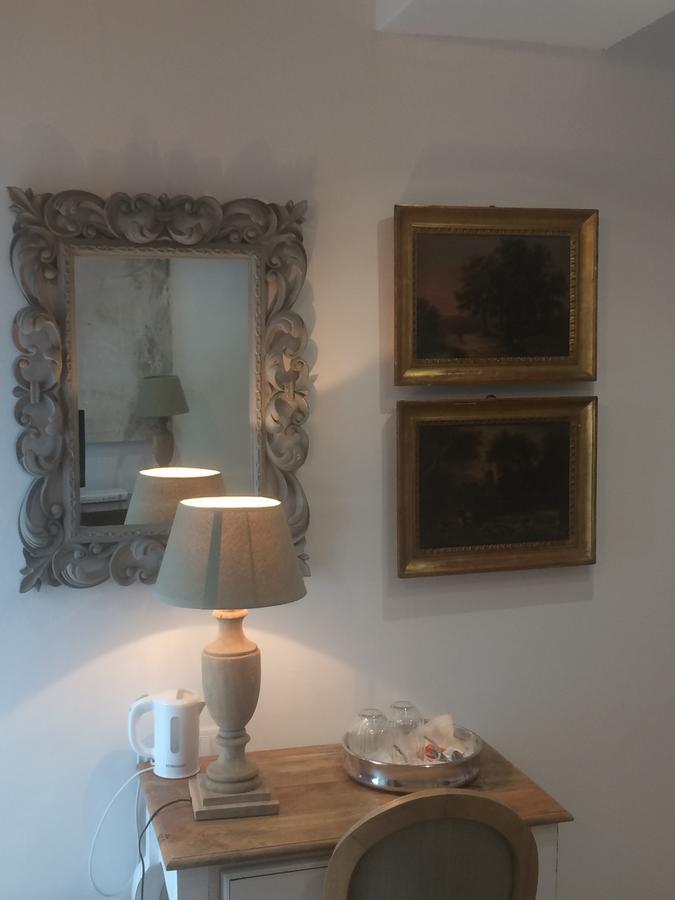 Le Stanze Del Cardinale Bed & Breakfast ปาเวีย ภายนอก รูปภาพ